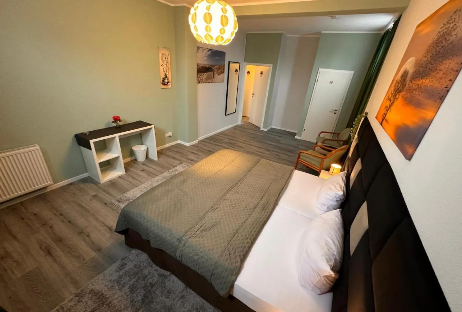 Homestay F-F Haus Monteuren Unterkunft Neuhausen auf den Fildern