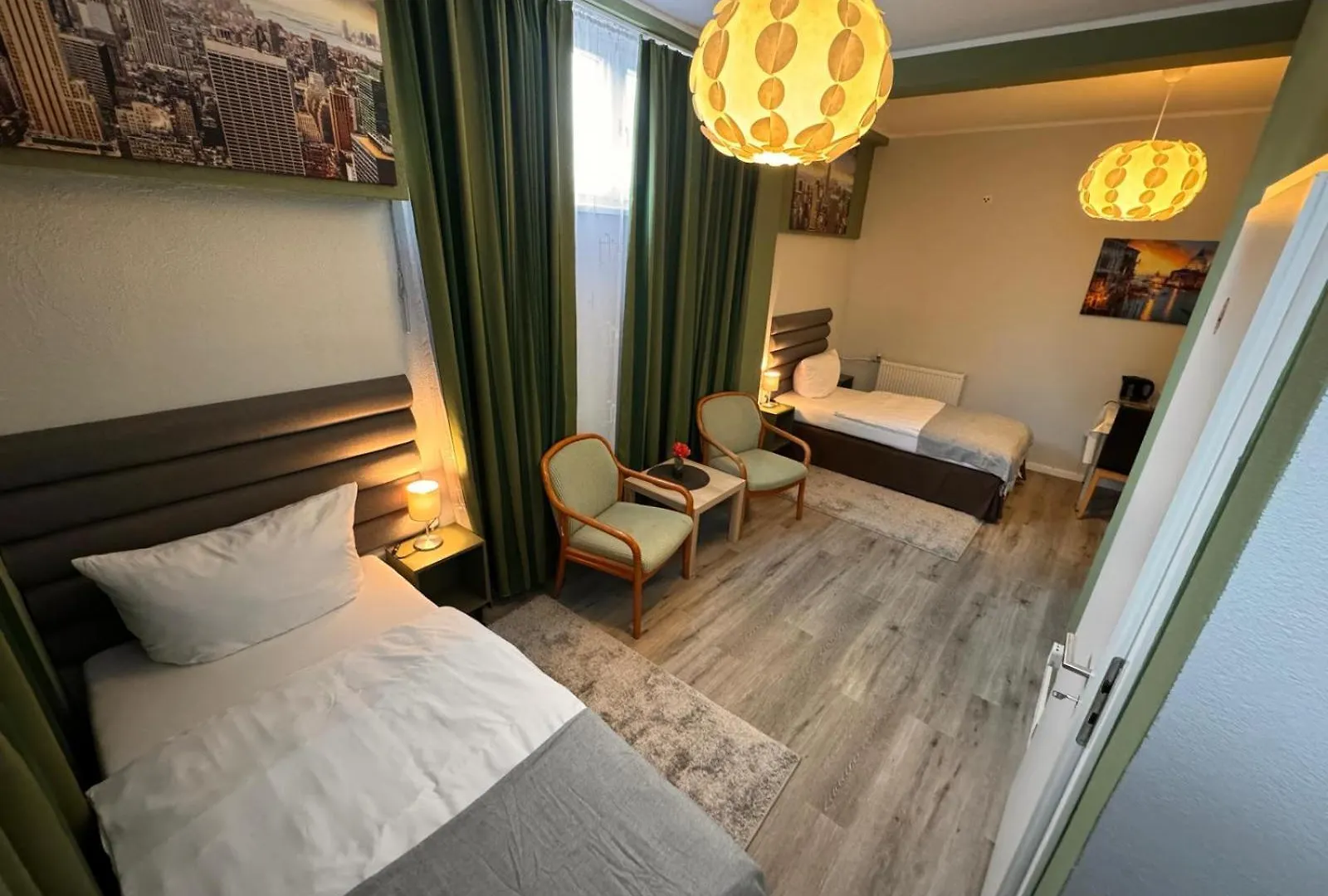 Homestay F-F Haus Monteuren Unterkunft Neuhausen auf den Fildern